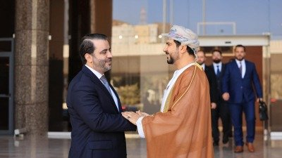 لتعزيز التعاون..”الشيباني” يلتقي وزيري الاقتصاد والتجارة العمانيين