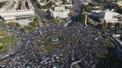 “تأكيدا على وحدة الأرض والسوريين”.. دعوات لمظاهرات حاشدة في سوريا غدا الجمعة