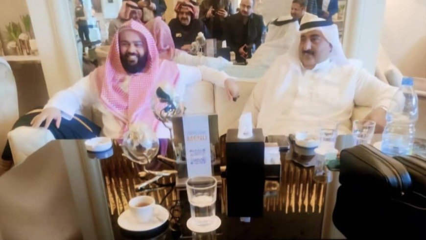 شيخ قبيلة شمر يصل إلى دمشق للقاء الشرع في أول زيارة له منذ إسقاط الأسد