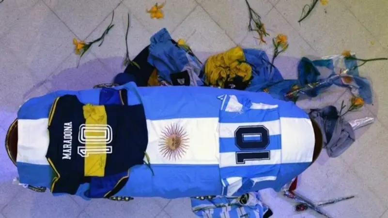 السلطات الأرجنتينية تحل لغز قلب مارادونا المفقود منذ 5 أعوام
