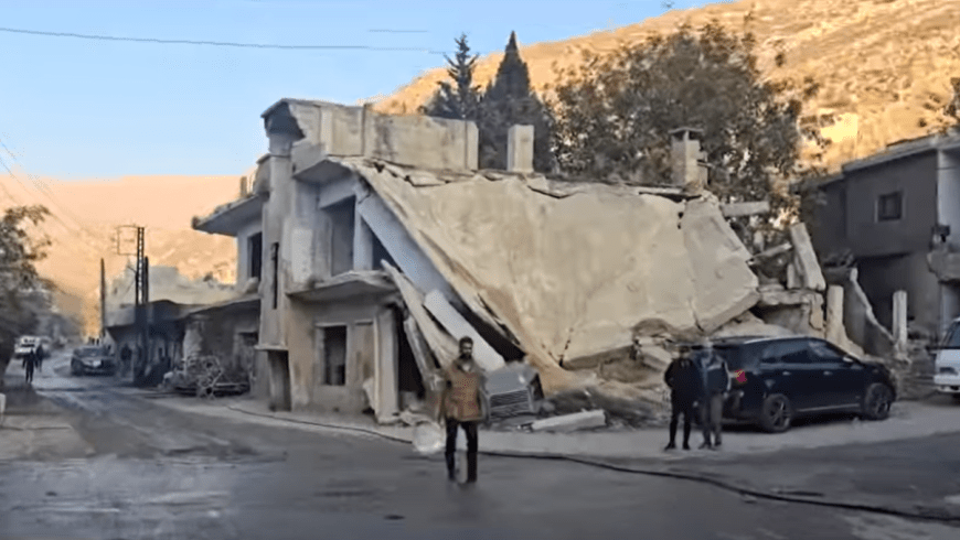 طائرات الاحتلال الإسرائيلي تواصل تحليقها فوق بيت جن وتدفع الأهالي إلى النزوح