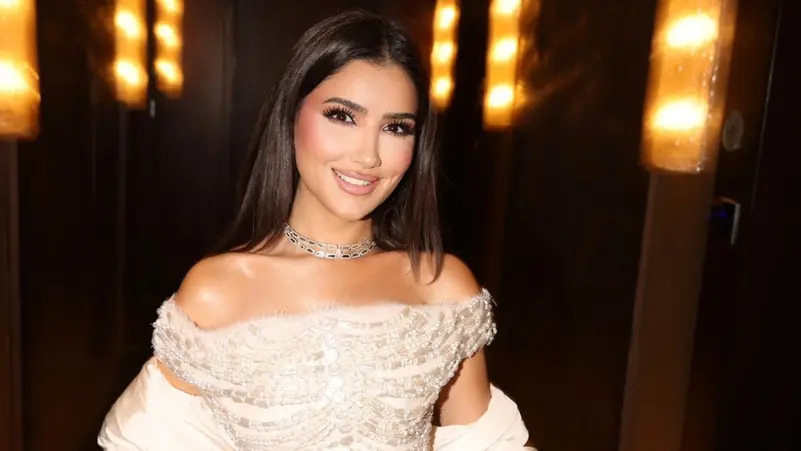 مي عمر ترد على اتهامها بشراء لجان إلكترونة: شغل رخيص