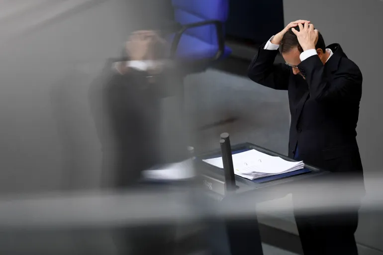 فضائح إسرائيل كثيرة ومستمرة لدرجة تصعب مواكبتها