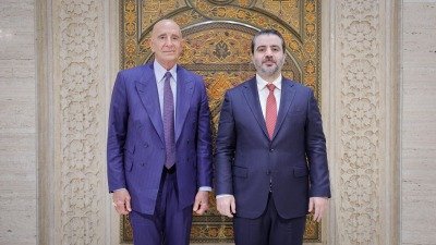 منها تفعيل السفارة بواشنطن.. الشيباني يلتقي المبعوث الأميركي ويبحثان عدة ملفات