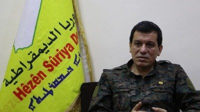 دمج “قسد” ضمن وزارة الدفاع السورية.. “عبدي” يكشف تفاصيل الاتفاق والتحديات