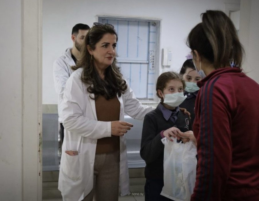 مبادرة طلابية لتوزيع الهدايا على المرضى في مشفى الأطفال بطرطوس