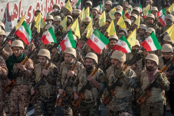 هل عززت الحرب قبضة النظام الإيراني بدل إسقاطه؟