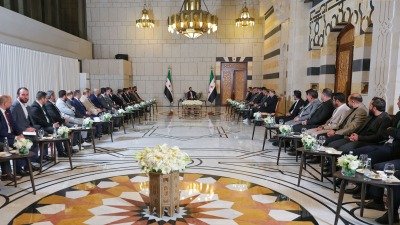 الرئيس الشرع يلتقي إعلاميين وناشطي مجتمع مدني في دمشق