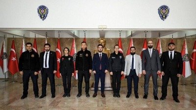 لتطوير أنظمة أمن المطارات والمعابر.. وفد من الداخلية السورية يزور تركيا