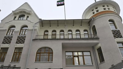 القائم بالأعمال السوري بموسكو يلتقي فاسيلي أوسماكوف لبحث التعاون الدفاعي