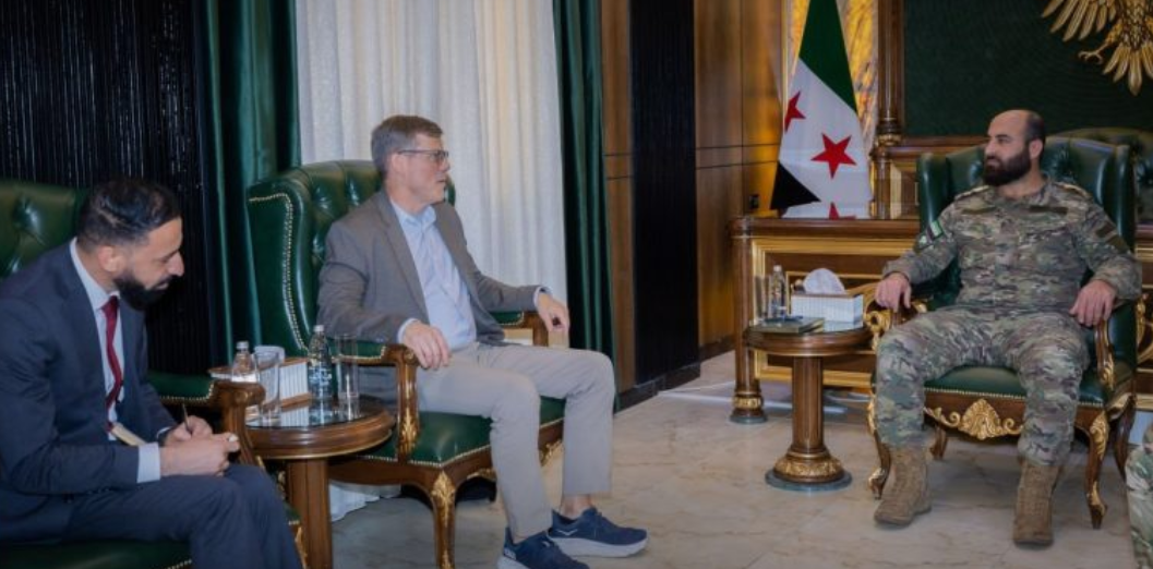 رئيس الأركان يبحث مع وفد أمريكي ملفات ‏الإرهاب ‏والتطورات الإقليمية