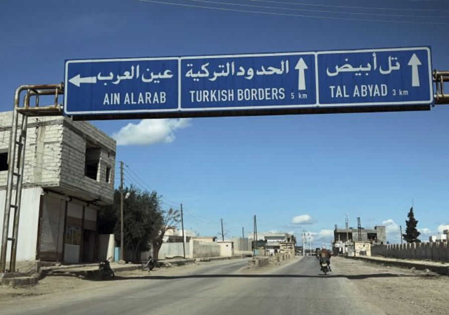 وفاة 7 من نزلاء سجن عين العرب جراء حريق وإصابة آخرين بحالات اختناق ‏