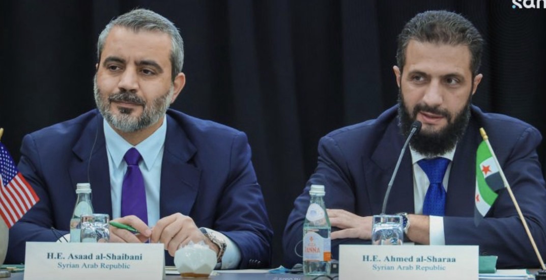 الرئيس الشرع يبحث فرص الاستثمار مع أعضاء غرفة التجارة الأمريكية ‏وممثلي شركات كبرى