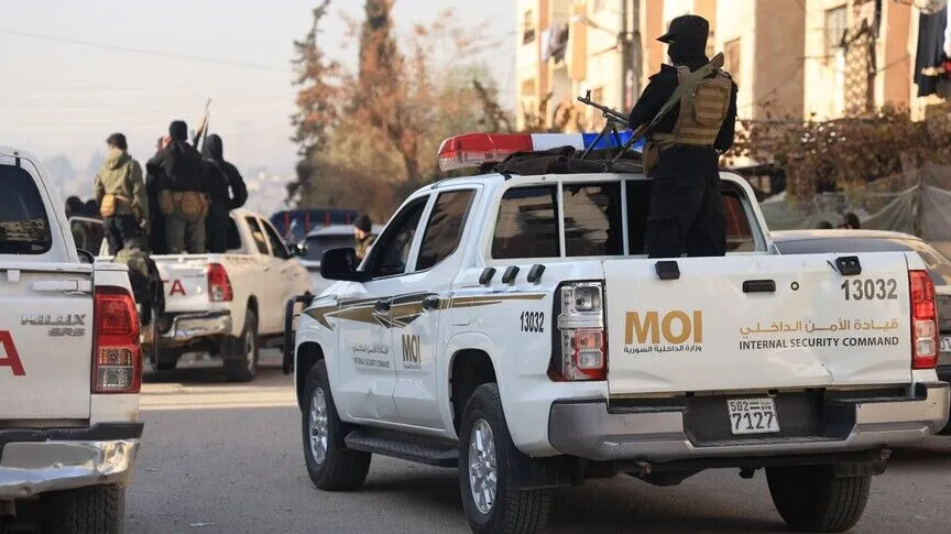 سوريا.. توقيف 5 مطلوبين وتفكيك خلايا لـ”داعش” بريف درعا
